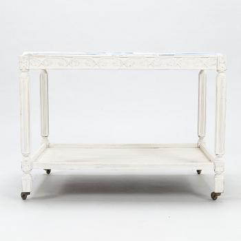 BIRGER KAIPIAINEN, A tray table/tea trolley signed Kaipiainen 1942, Arabia.