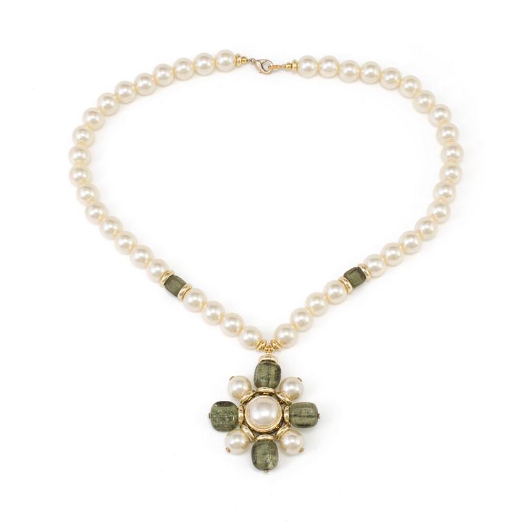 A necklace reportedly by CHANEL.