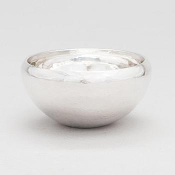 Ray Urban, a hammered sterling silver bowl, Stockholm 1966.