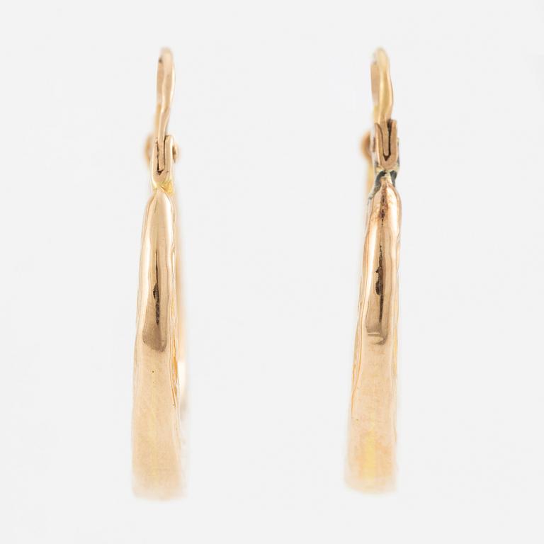 Earrings, a pair, hoops, 18K gold.