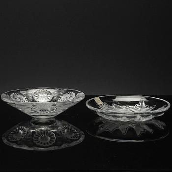 A glass dish and bowl, Lalique,