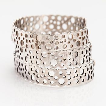 Liisa Vitali, Armband "Pitsi", sterlingsilver. Westerback, Helsingfors 1073.