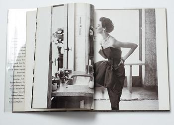 Richard Avedon, bok Photographs 1947–1977 signerad 1978 och med dedikation.