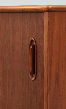 SIDEBOARD, Nils Jonsson, Toreds, 1900-talets mitt.