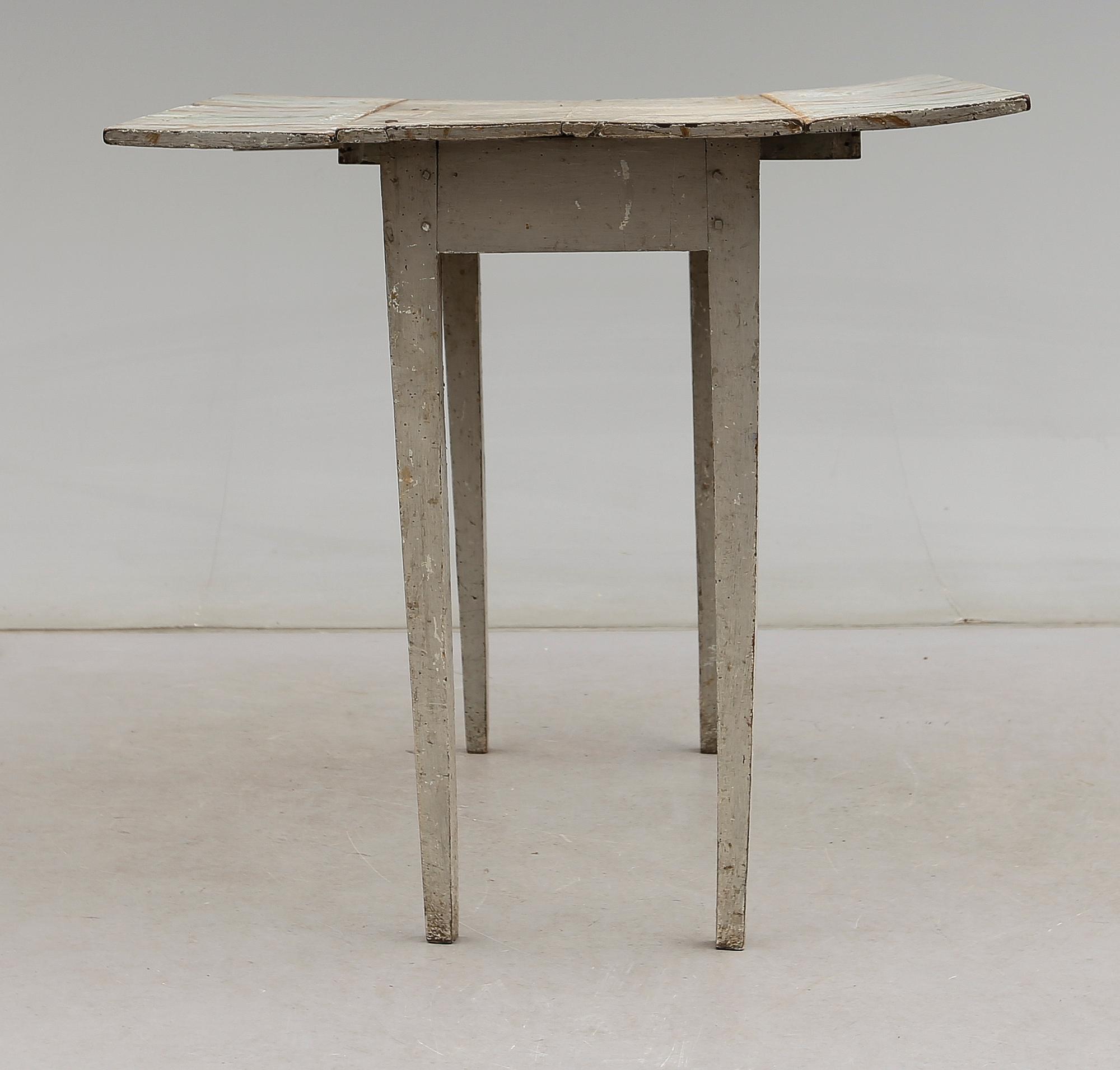 KLAFFBORD, 1800-talets början.