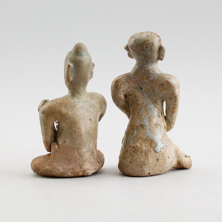 FIGURER, 2 st, keramik, Sawankhalok, möjligen 1300-/1400-tal.