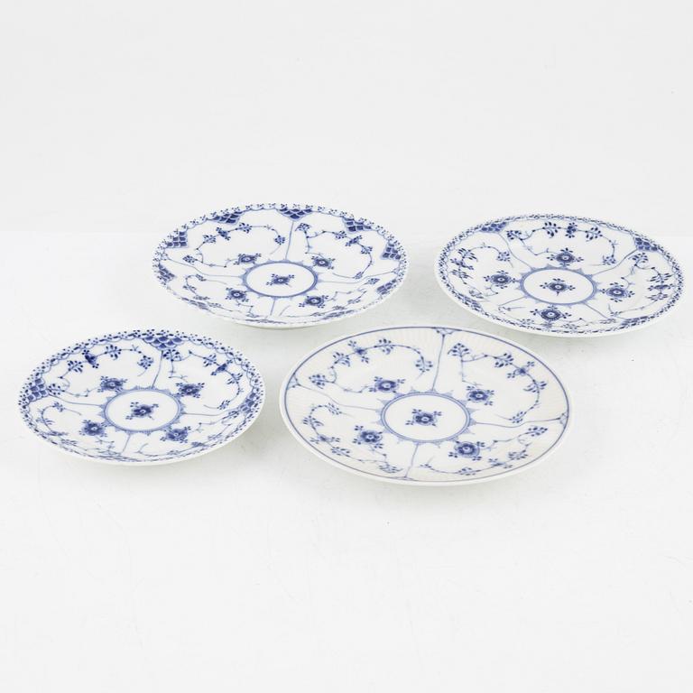 Royal Copenhagen, a 48-piece 'Musselmalet' porceain service, Denmark.