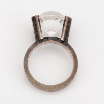 Wiwen Nilsson, ring sterling silver med bergkristall.