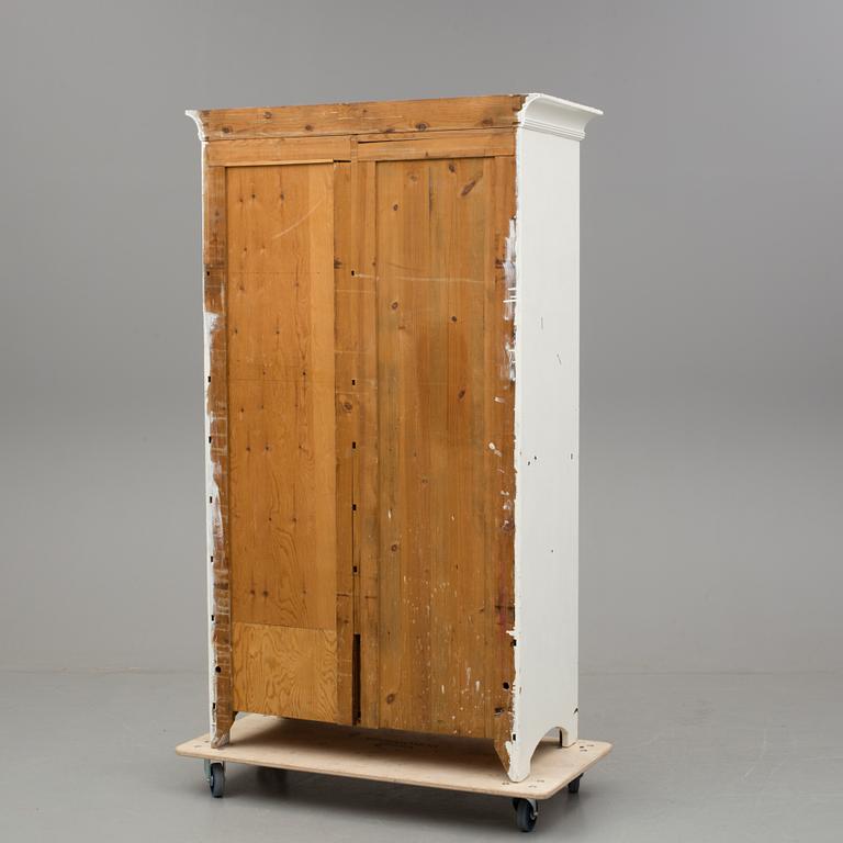 KLÄDSKÅP, 1900-talets början.