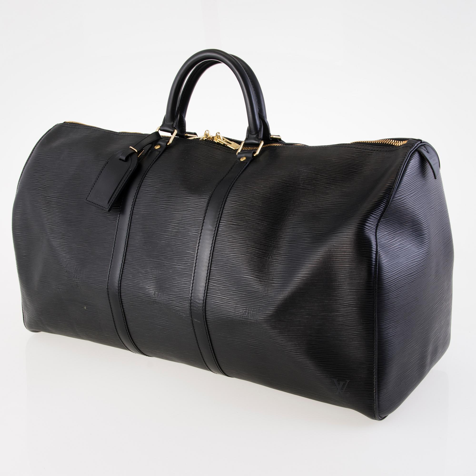 LOUIS VUITTON BLACK EPI LEATHER KEEPALL 55 TRAVEL BAG.
