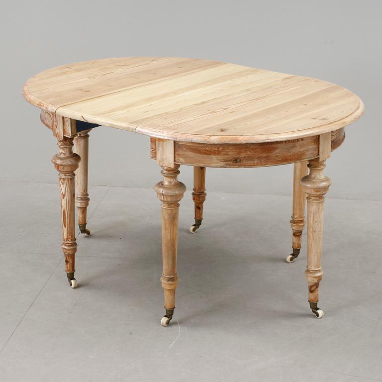 BORD, med iläggskiva, nyrokoko, omkring 1900.