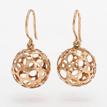 Liisa Vitali, a pair of 14K gold 'Leppäkerttu' (Ladybug) earrings, Westerback, Helsinki 1967.