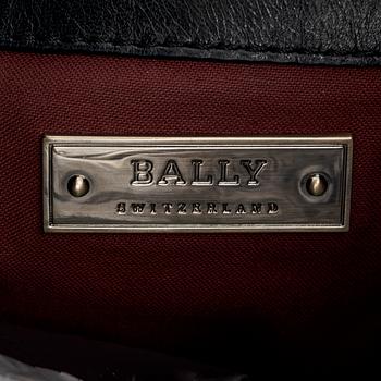 Bally, A black leather bag.