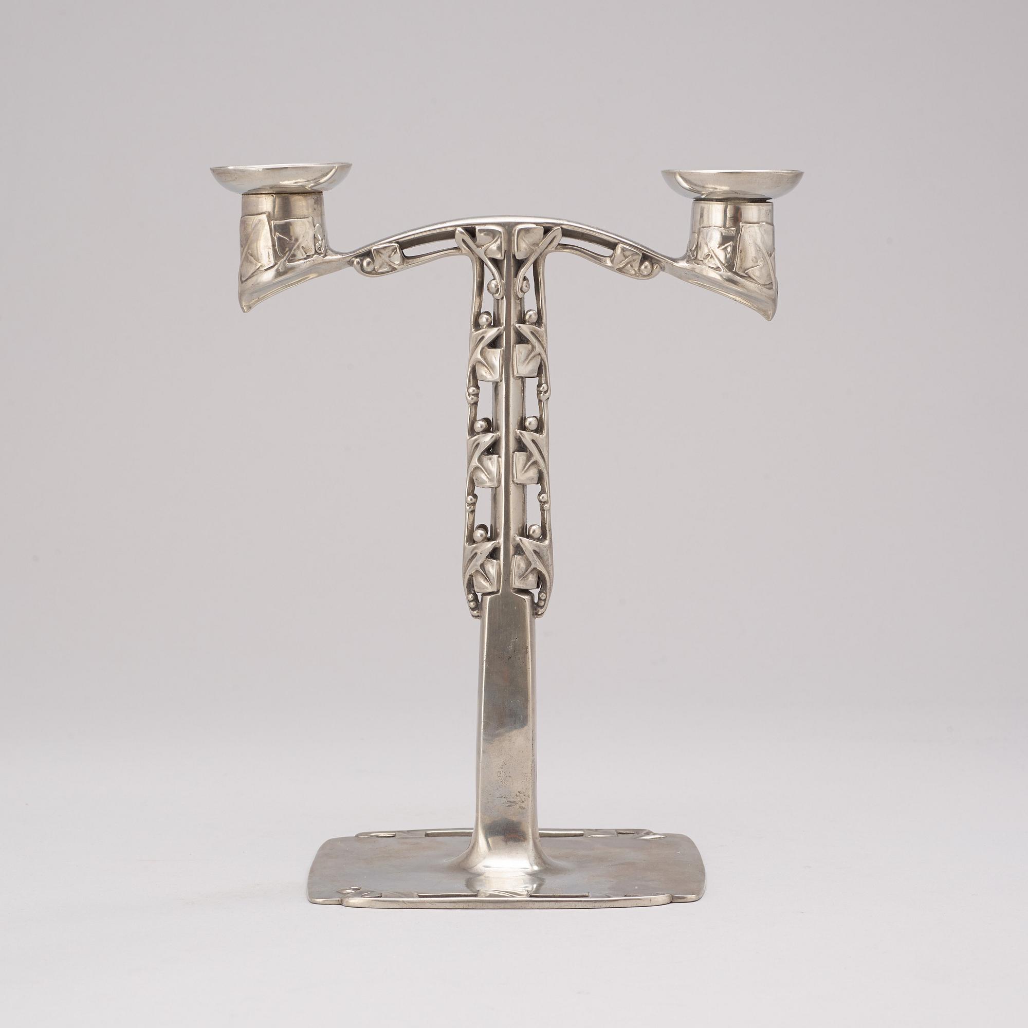 ARCHIBALD KNOX tillskriven, kandelaber "Tudric", Liberty & Co, Arts & Crafts, England.