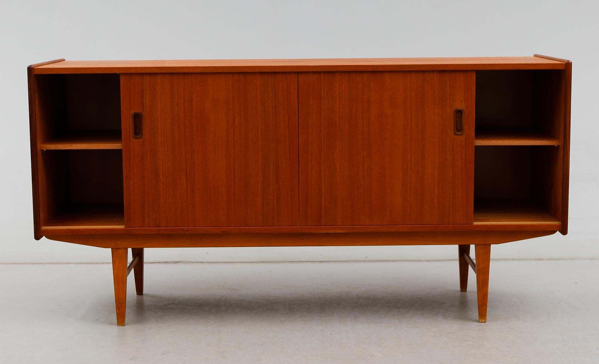 SIDEBOARD, 1900-talets andra hälft.