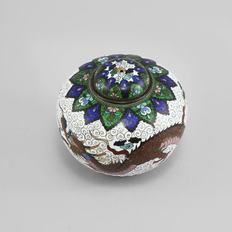 LOCKASK, cloisonné,  Kina, 1900-talets första hälft.