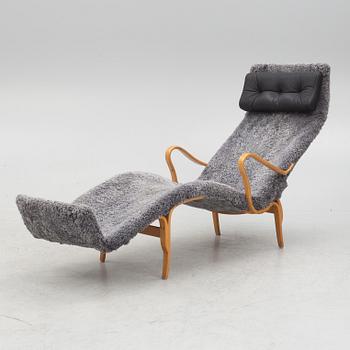 Bruno Mathsson, a 'Pernilla' lounge chair, Firma Karl Mathsson, Värnamo.