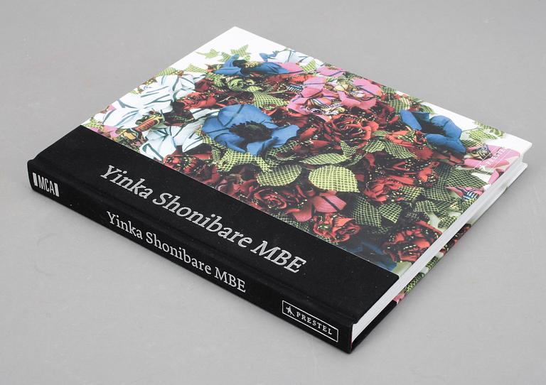 YINKA SHONIBARE. Färglitografi, signerad och daterad 2008, numrerad 89/200.