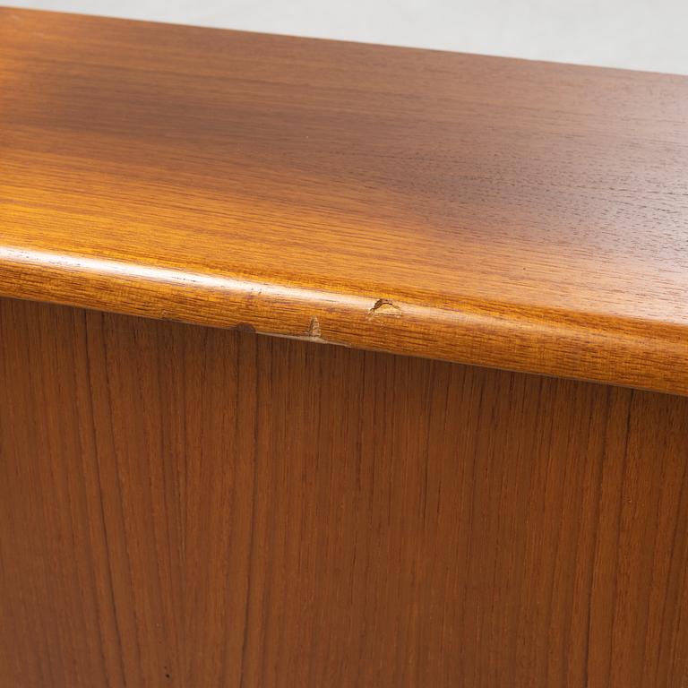 Bertil Fridhagen, a 'Variett' book case, Bodafors, 1950's/60's.