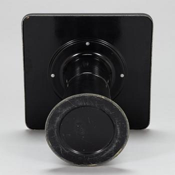 Yrjö Kukkapuro, a  A 1970's  'Carousel' armchair and a "Saturnus" table for Haimi.