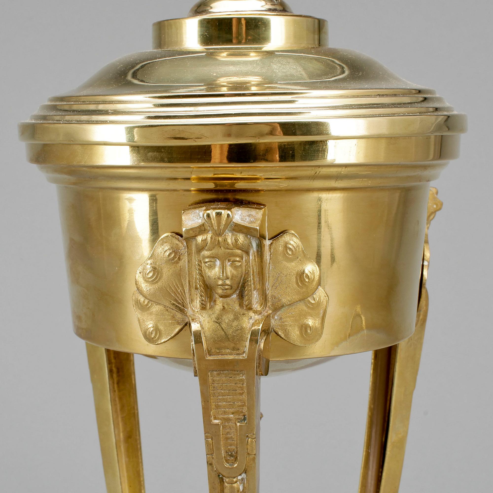 BORDSLAMPA, mässing, Böhlmarks, 1900-talets första kvartal.