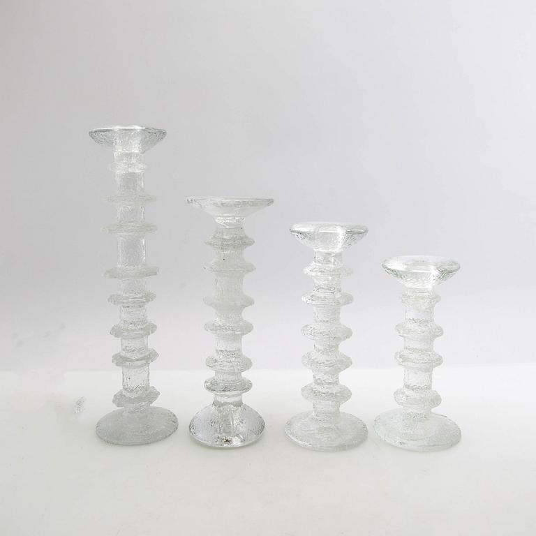 Timo Sarpaneva, ljusstakar 9 st "Festivo" Iittala Finland gjutet glas.