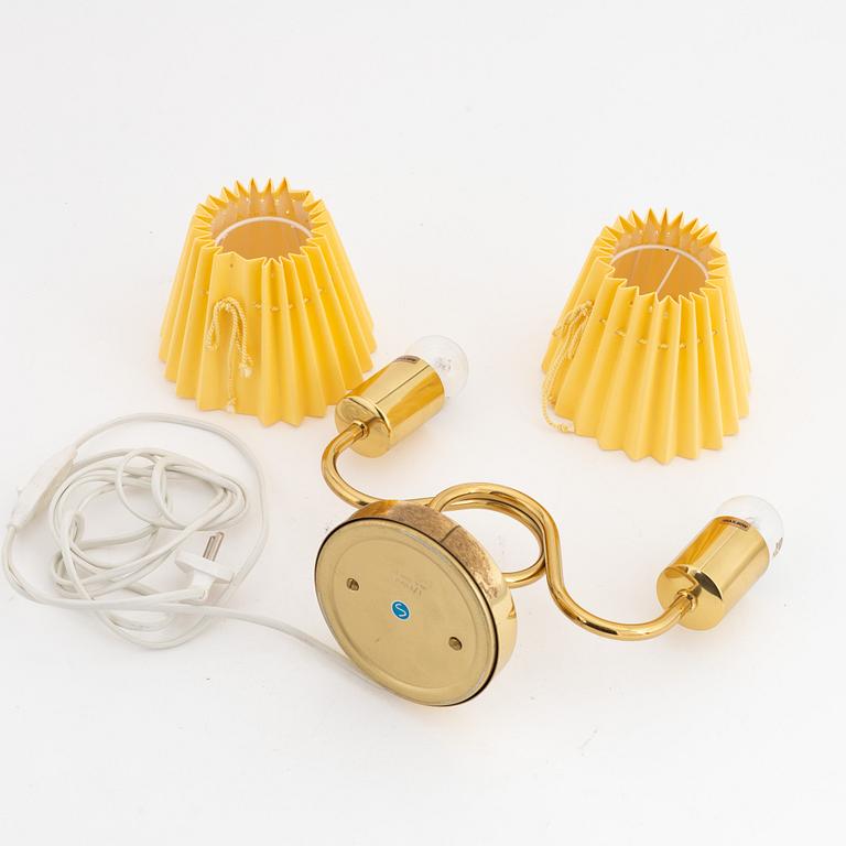 Josef Frank, table lamp, model 2483, Firma Svenskt Tenn.