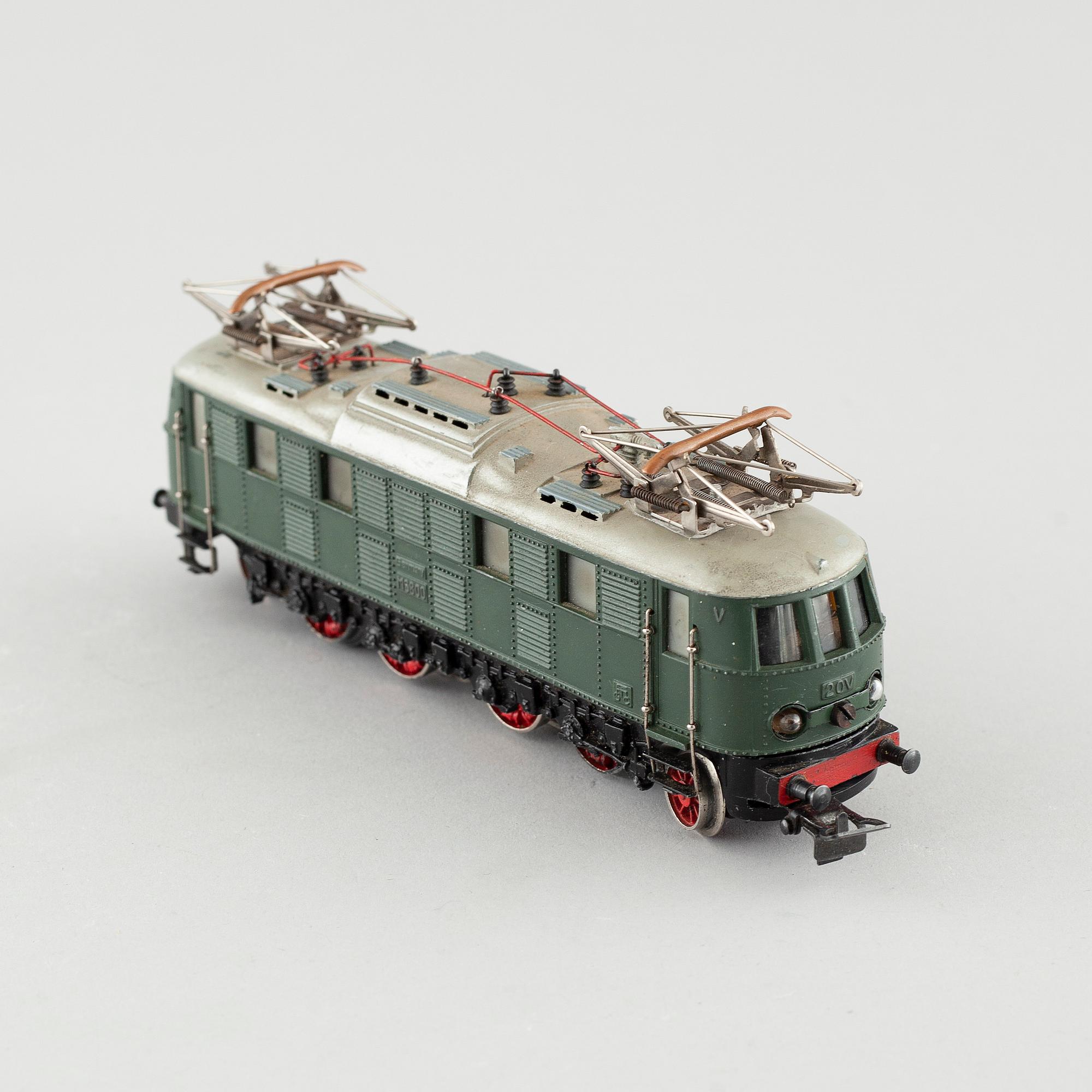 A model engine, MS800 by Märklin, Germany from the second half of the 20th century.