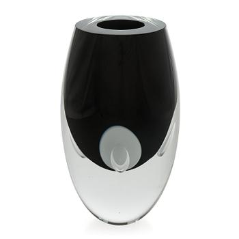 Timo Sarpaneva, a 'Claritas' glass sculpture signed Timo Sarpaneva 12/1985.