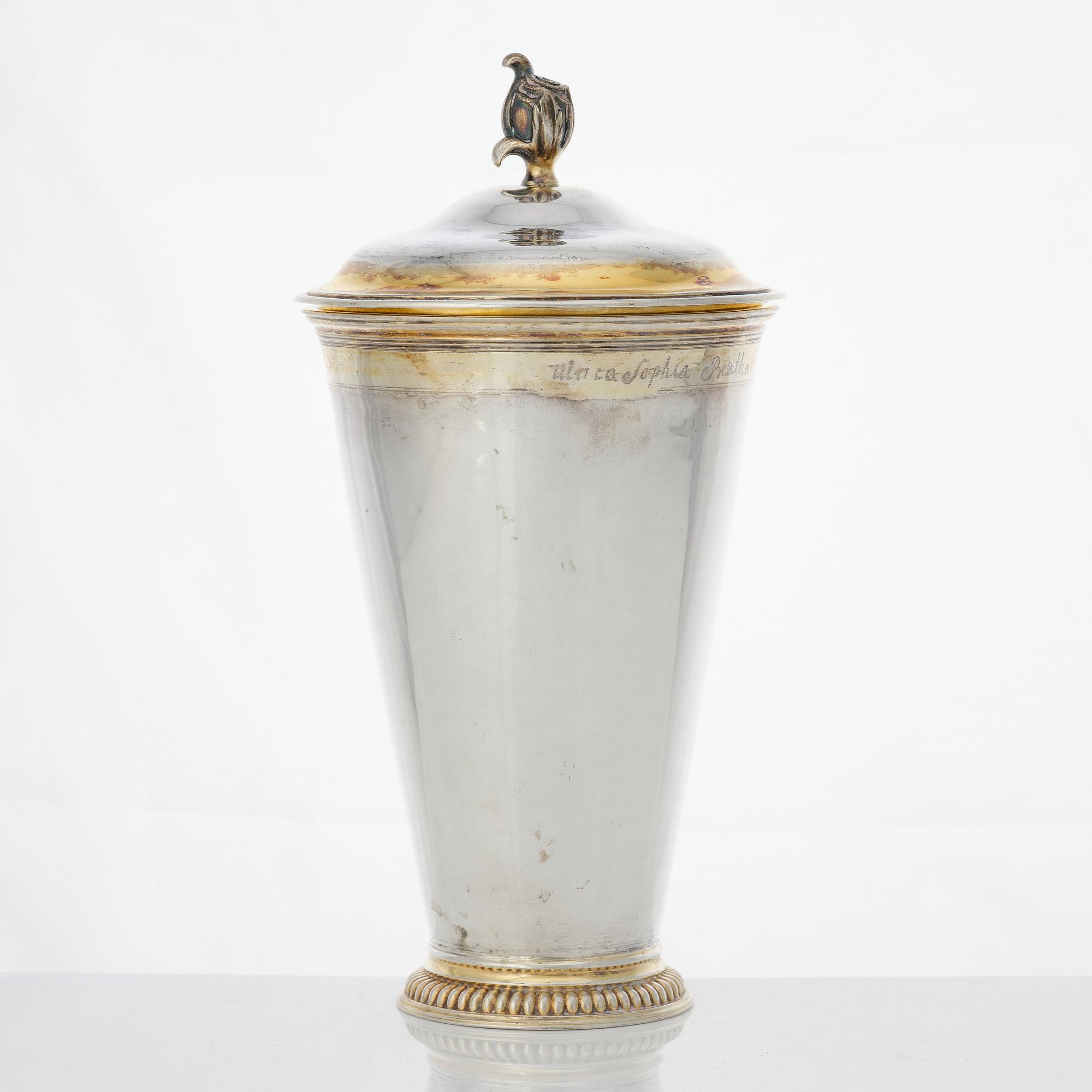 Wilhelm Christian Hillebrandt, bägare med lock, silver, Reval (verksam 1758-1780).