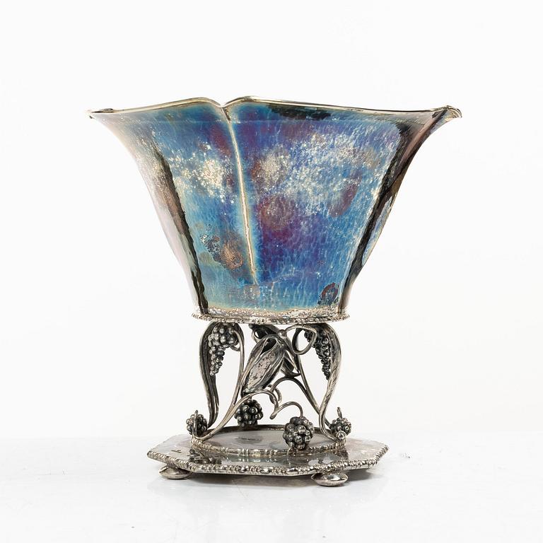 JE Skreij, bowl on foot, silver, Falun 1929.