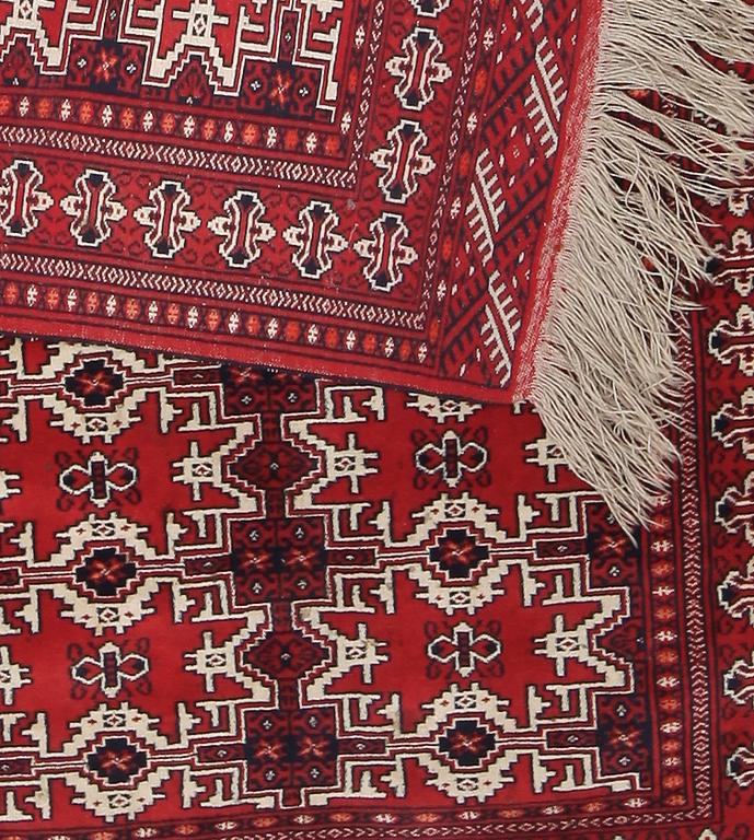 MATTA, Turkmen, old. Ca 165 x 120 cm.