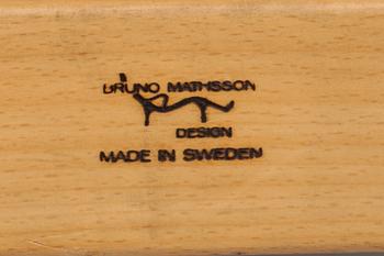 KARMSTOLAR, ett par, "Mina", Bruno Mathsson, Mathsson International.