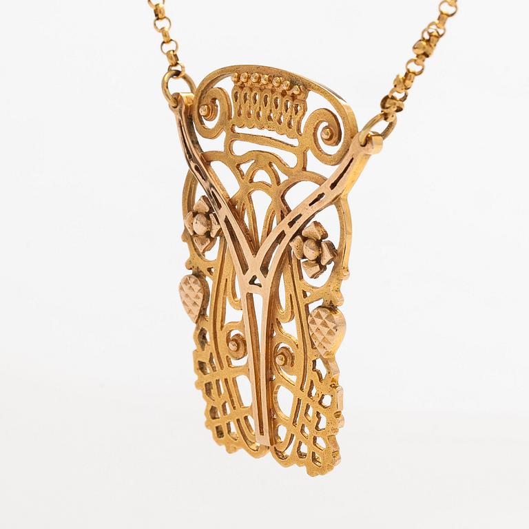 Kalevala Koru, a 14K gold 'Celebratory jewellery of independence'' necklace, 1992.