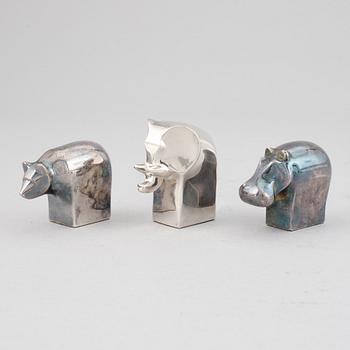 Gunnar Cyrén, three silver plated zinc figurines, Dansk Designs, Japan.