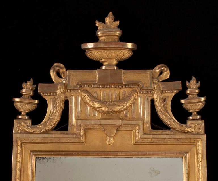 SPEGELLAMPETT, för två ljus, av Carl Gustaf Fyrwald (mästare i Stockholm 1776-1825). Gustaviansk.