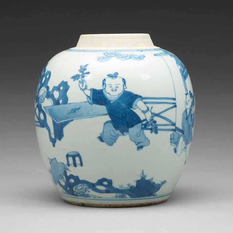 BOJAN, porslin. Qingdynastin, Kangxi (1662-1722).