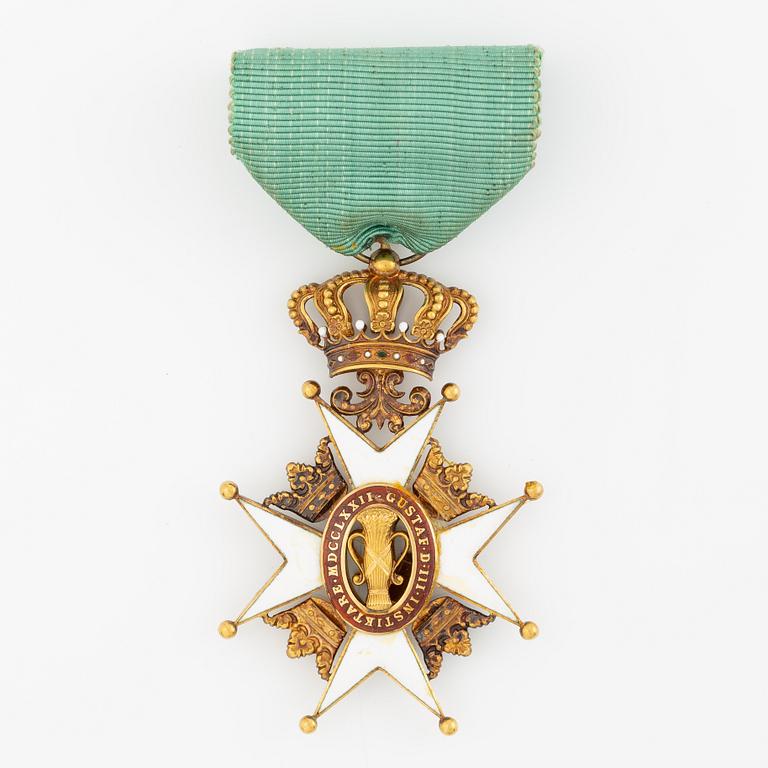 The Order of Vasa, knight's insignia, 18K gold and enamel, C.F. Carlman, in case.