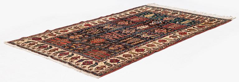 An antique Boldaji carpet, Chahar Mahal and Bakhtiari area, c. 278 x 171 cm.
