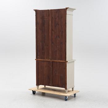 Bokskåp, tidigt 1900-tal.