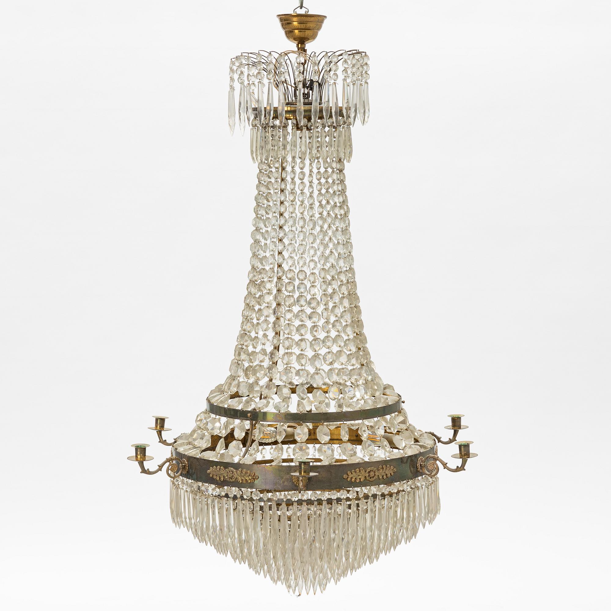 Ljuskrona, empirestil, 1900-talets början.