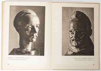 Wäinö Aaltonen, Bust.
