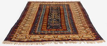 An antique Zeichur rug, c. 269 x 184 cm.