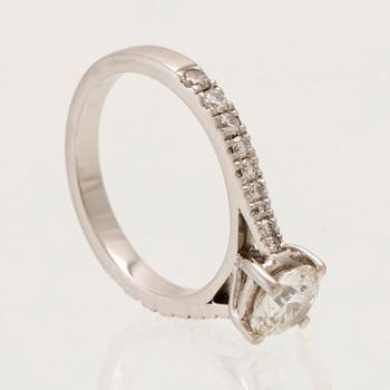 Ring platina med runda briljantslipade diamanter GIA cert, Van Bruun.