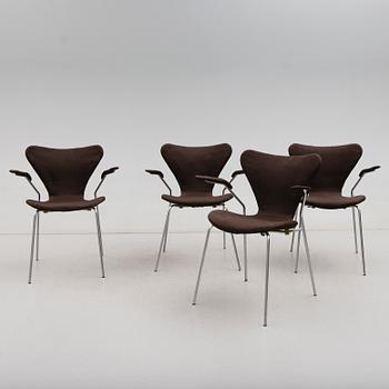 KARMSTOLAR, 4 st, "Sjuan", Arne Jacobsen, Fritz Hansen.