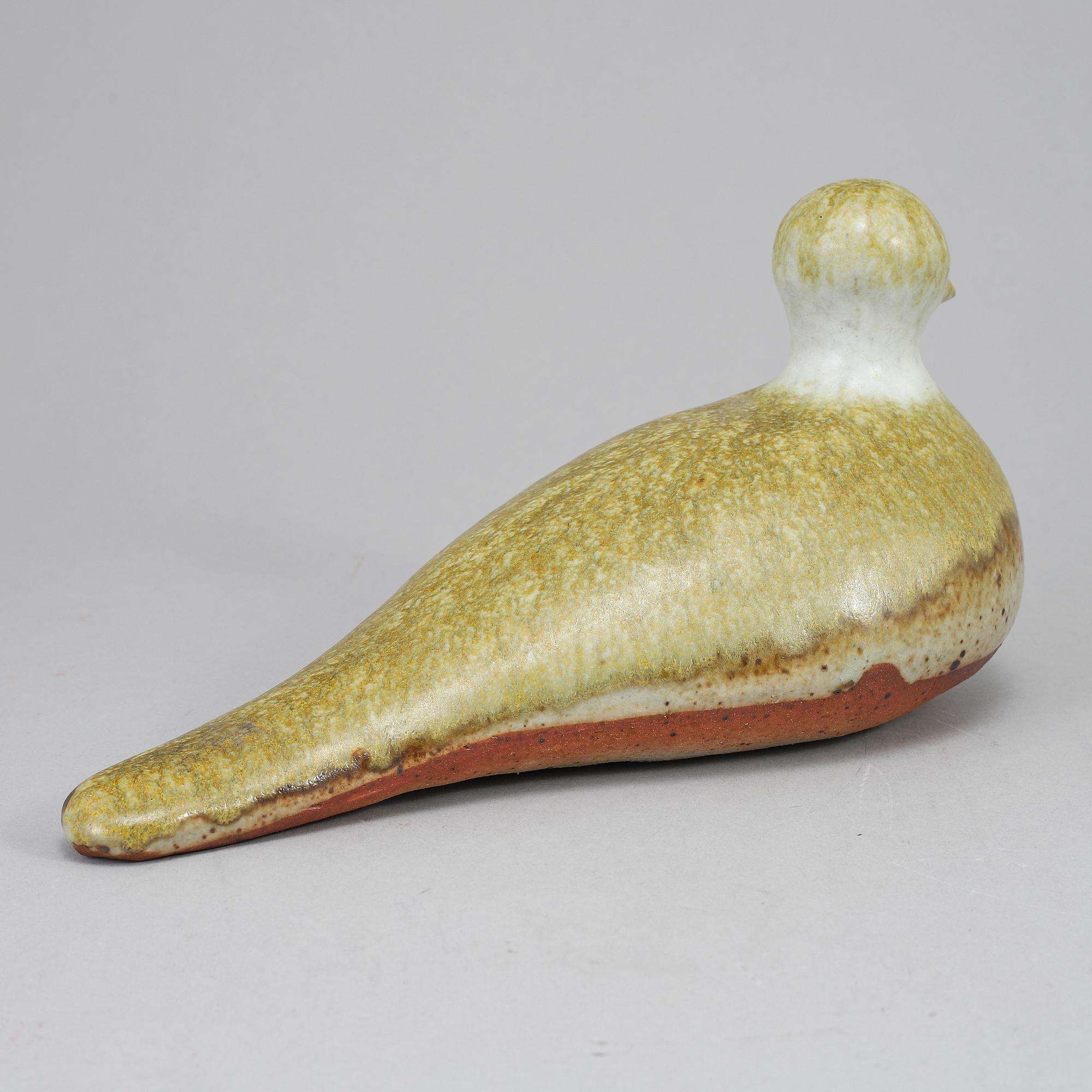 ULLA KRAITZ, sculpture, stoneware, signed.