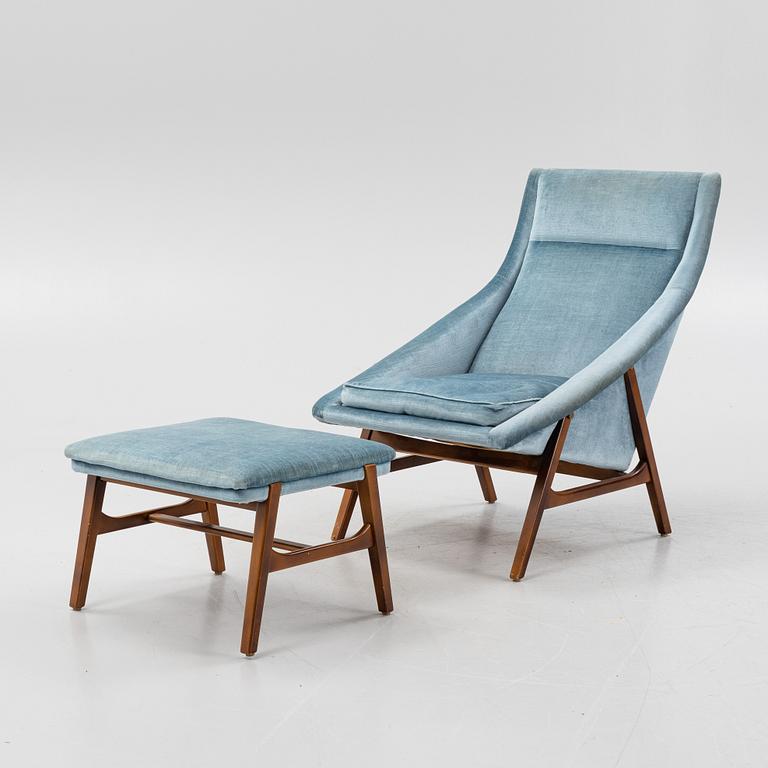 Svante Skogh, a 'Siesta' armchair with foot stool, AB Klings Möbler, Sweden, 1950's.