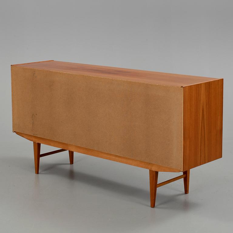 SIDEBOARD, 1900-talets andra hälft.