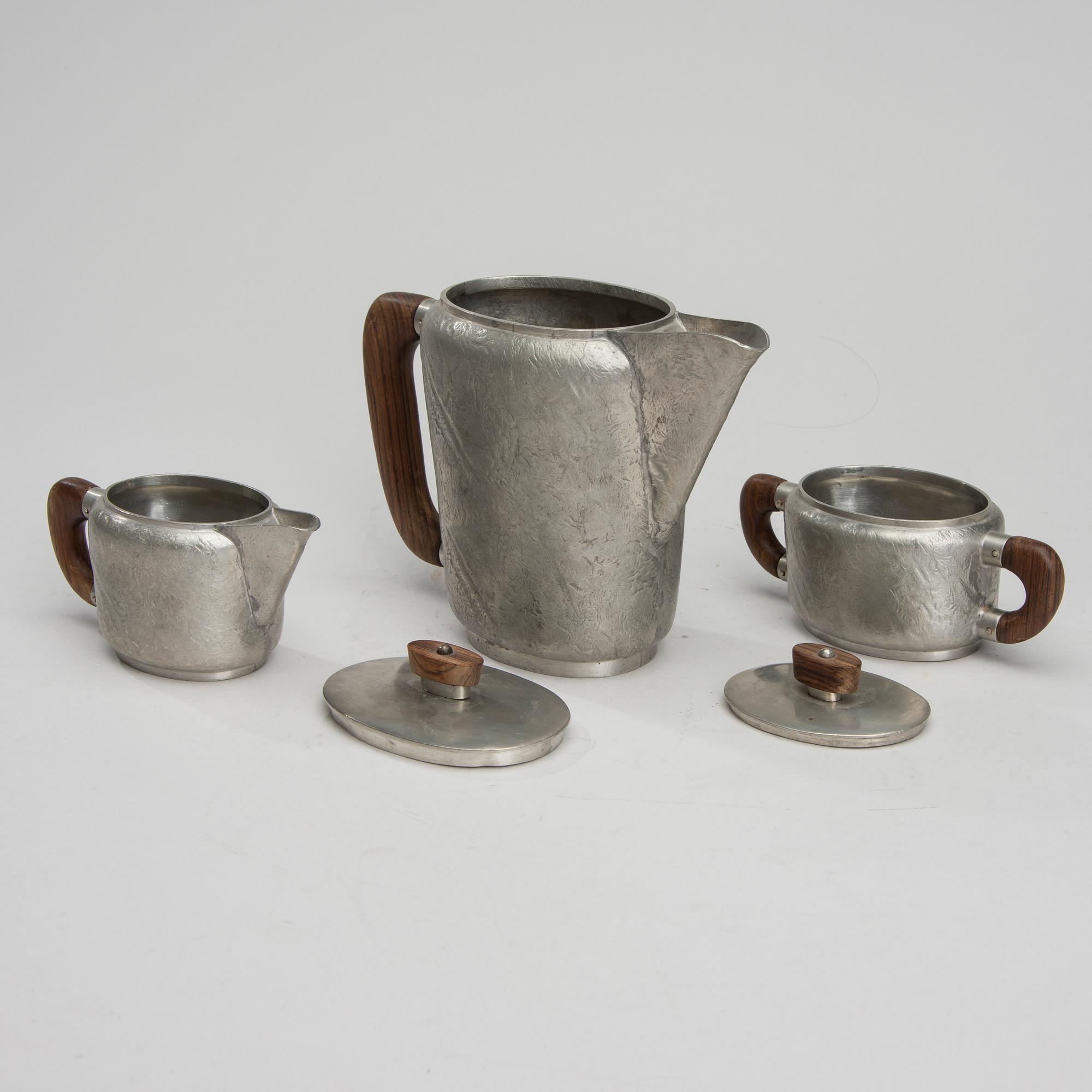 KAFFESERVIS, 3 delar, tenn, V. Lindman, Helsingfors, 1900-talets mitt.