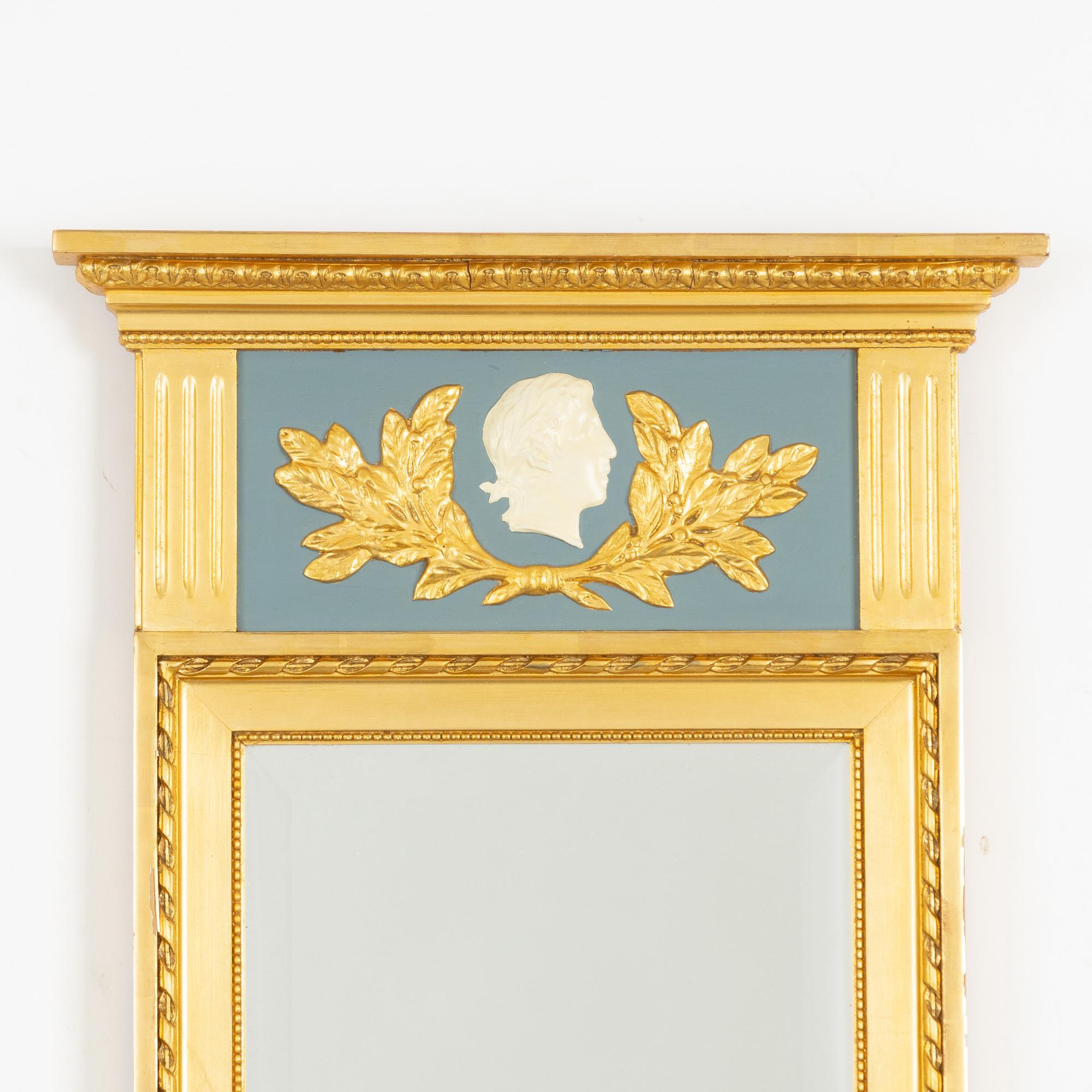 Spegel, gustaviansk stil, AB Exportlist, Nyköping, 1900-talets mitt.